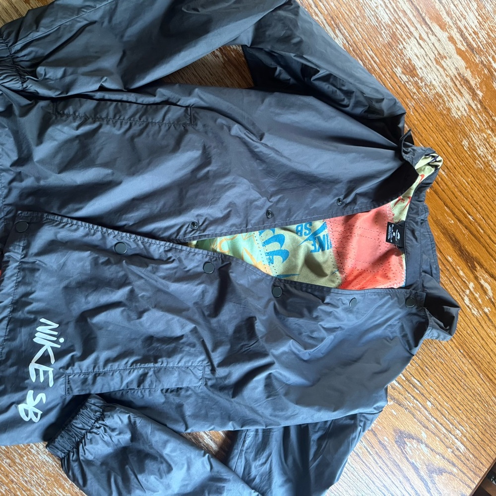 Vintage Nike SB Shield Jacket with Vibrant Lining skateboard